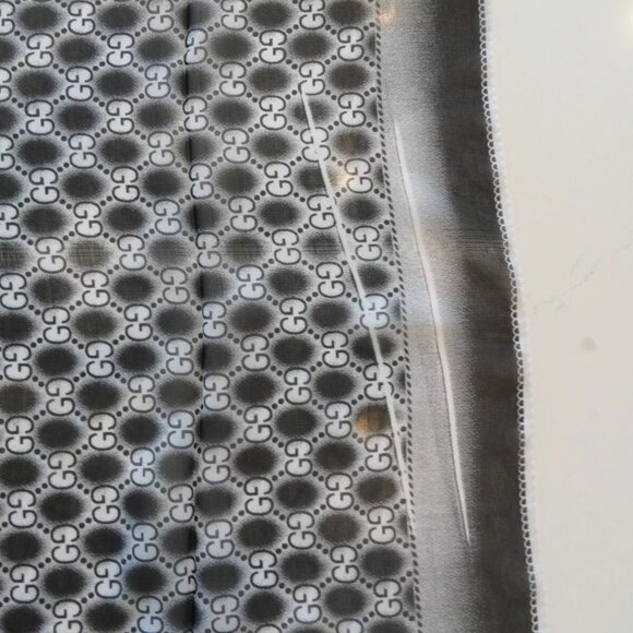 NEW AUTHENTIC RARE 2024 GUCCI 100% SILK SCARF SCARVE BLACK WHITE 60"X20" - Picture 6 of 16